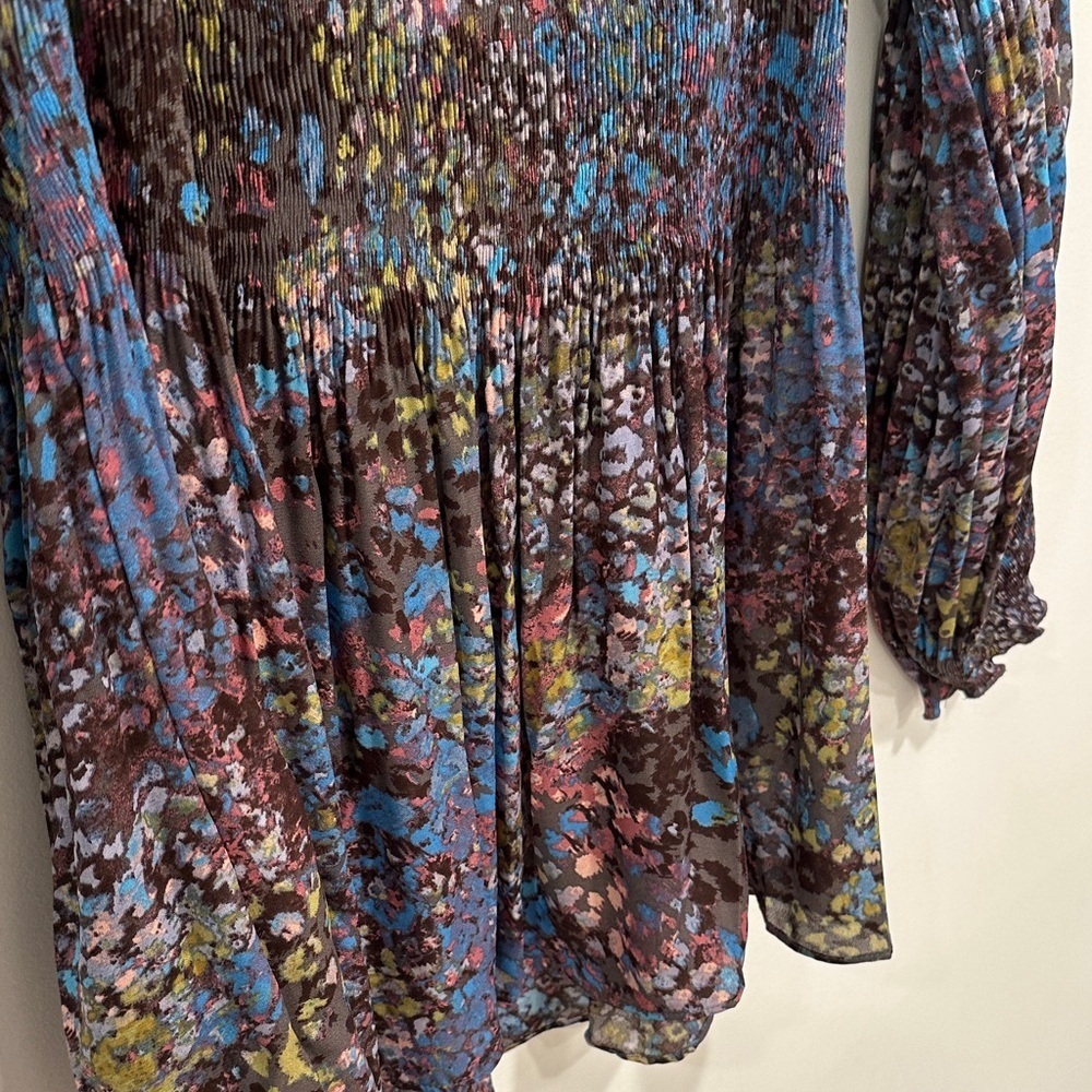 Sunny Leigh Multicolor Abstract Top - Picture 5 of 5